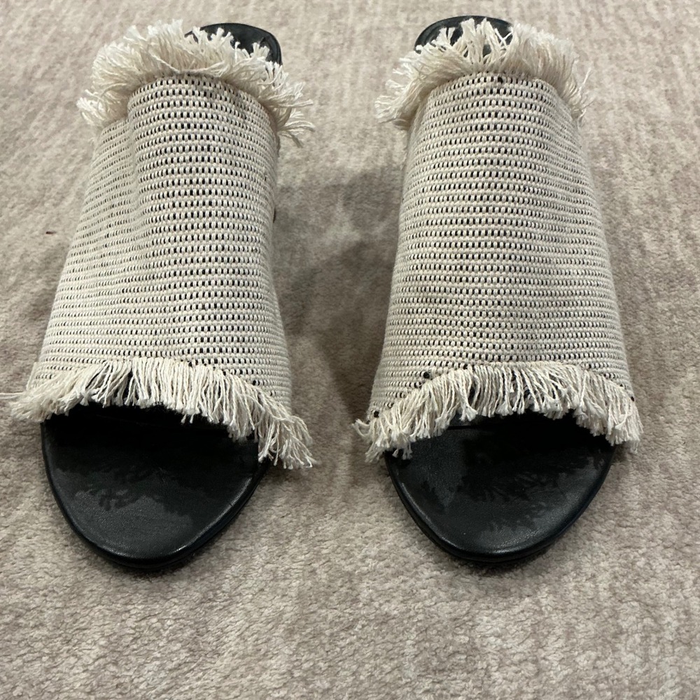 Tony Bianco Womens 10 Woven Fringe Block Heel Mules Cream Black Open Toe Sandals